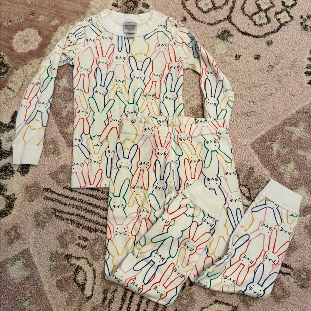 Hanna Andersson Multicolor Bunny Pajamas - size 4